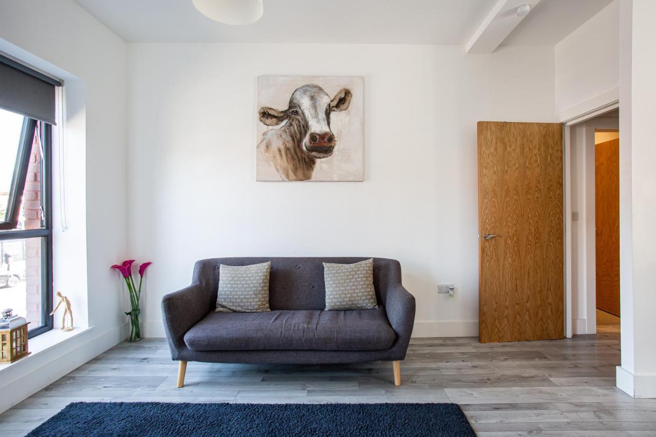 Modern Luxury Apartment, Sleeps 6, Best Location Belfast Exteriör bild